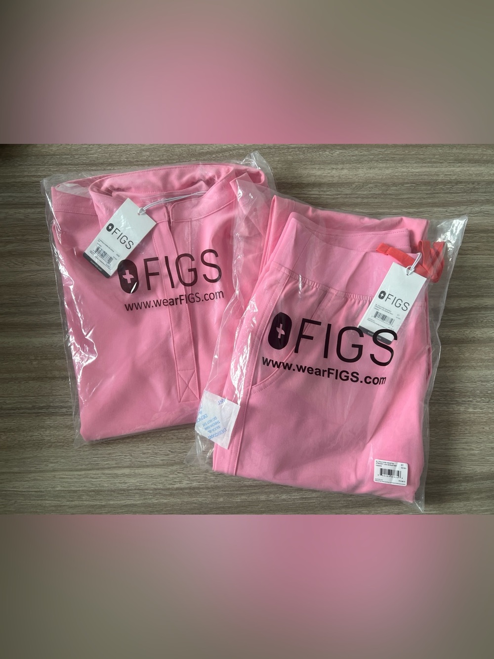 Figs Scrub Set in Sunrise Pink